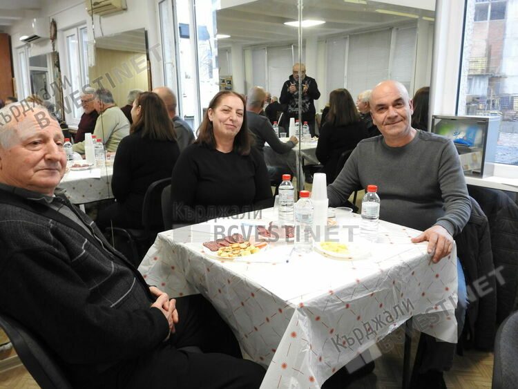 Дванадесетото издание на &bdquo;Винария и тракийска кулинария&ldquo;събра тракийци от Южна България в Кърджали