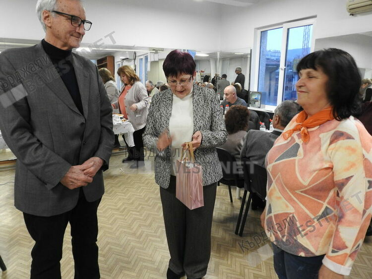 Дванадесетото издание на &bdquo;Винария и тракийска кулинария&ldquo;събра тракийци от Южна България в Кърджали