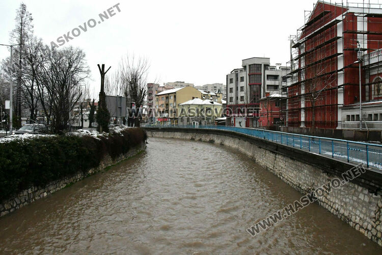 Реката край Болярово се прибра в коритото си