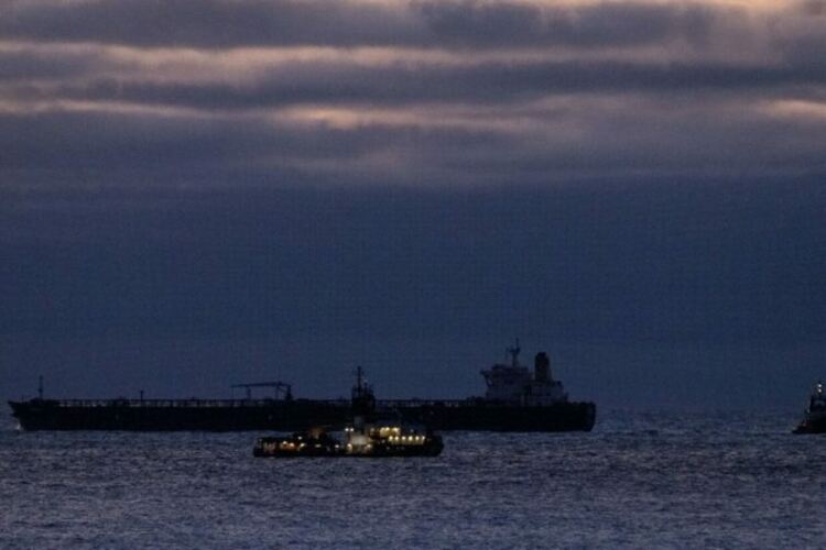 Петролът поевтиня на фона на ядрените преговори с Иран