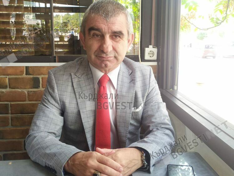 Рафет Улутюрк