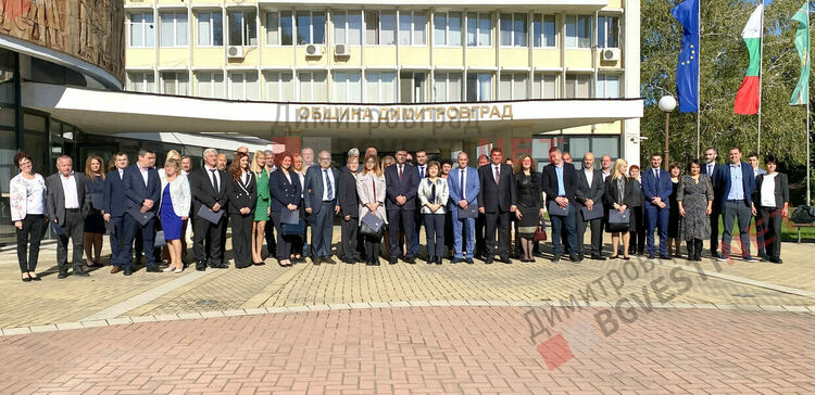 Общинският съвет в Димитровград отчита активна работа и висока изпълняемост на решенията през второто полугодие на 2025 г.