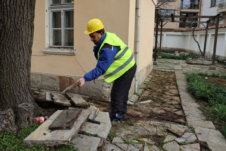 Започна ремонтът на галерия &bdquo;Атанас Шаренков&ldquo;