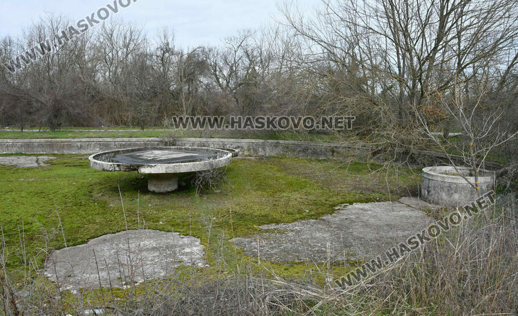 Хасковлия: В боклуци е осеян районът край бившите бунгала срещу ханче &bdquo;Клокотница&ldquo;