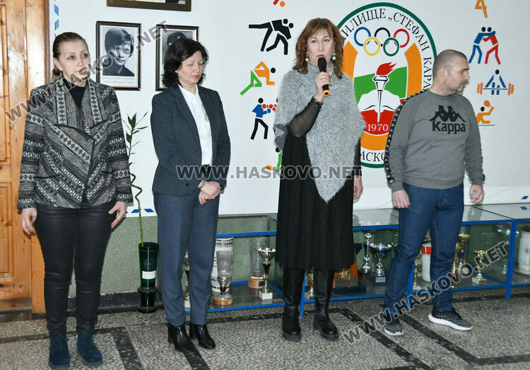 Откриха модерен STEM център в Спортното училище в Хасково