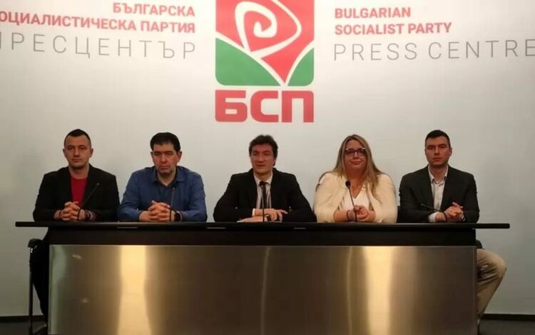 Засега смяната на &bdquo;Позитано&ldquo; 20 не дава особен повод за въодушевление.