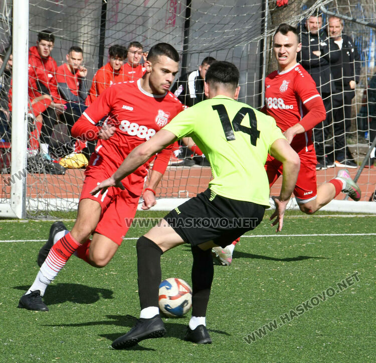 &bdquo;Марица&ldquo; (Милево) изхвърли ОФК &bdquo;Хасково&ldquo; от аматьорската купа в мач със 7 гола и червен картон