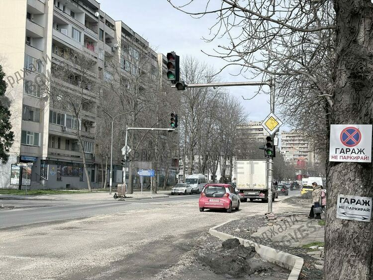 АПИ:Светофарите на бул.&ldquo;Беломорски&ldquo; при Пътното ще бъдат заменени с кръгово кръстовище