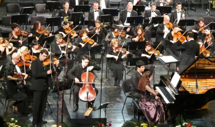 Музикантите на БНР спряха концертите и се срещнаха с министъра на култура