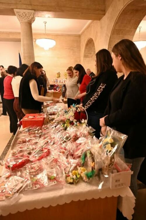 Базар на мартеници с кауза, организиран от Министерство на труда и социалната политика.