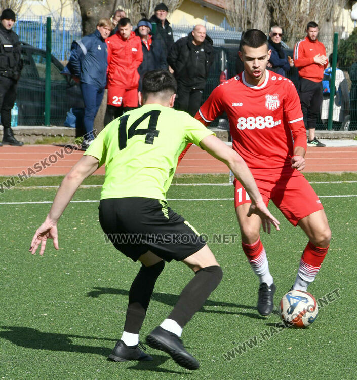 &bdquo;Марица&ldquo; (Милево) изхвърли ОФК &bdquo;Хасково&ldquo; от аматьорската купа в мач със 7 гола и червен картон