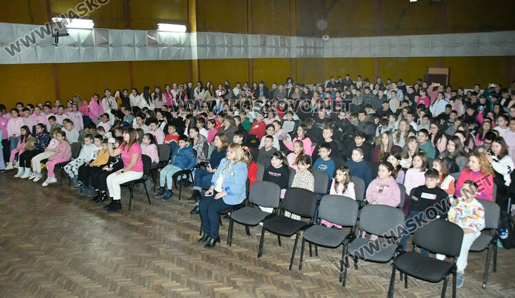 СУ &bdquo;Паисий Хилендарски&ldquo; организира конкурс и музикален спектакъл за Деня срещу тормоза