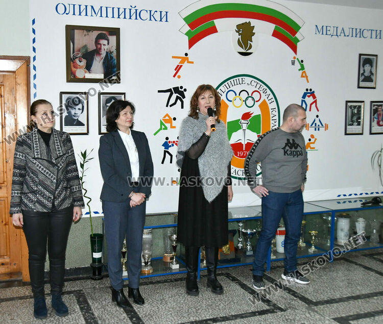 Откриха модерен STEM център в Спортното училище в Хасково