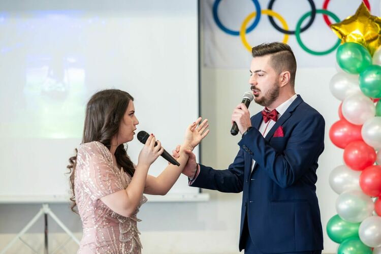 Зала, посветена на двукратния олимпийски шампион по борба Боян Радев бе открита в XIII ОУ &bdquo;Св.Св. Кирил и Методий&ldquo;