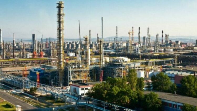 Лукойл плаши България със съдебно дело заради Спецов