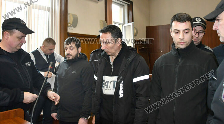 Задържаните с кокаин за над 1 млн. евро остават в ареста, заснети са с видео камери