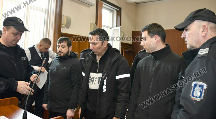 Задържаните с кокаин за над 1 млн. евро остават в ареста, заснети са с видео камери