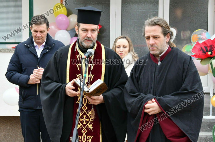 Откриха обновената и модернизирана детска градина &bdquo;Славейче&ldquo; в Хасково