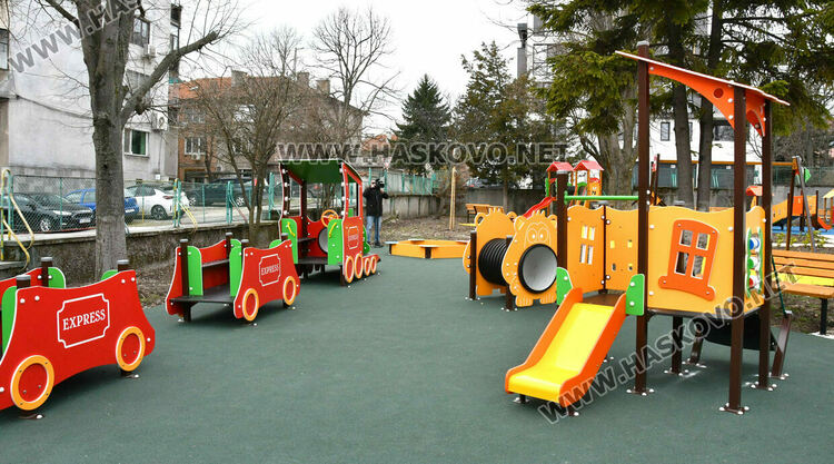 Откриха обновената и модернизирана детска градина &bdquo;Славейче&ldquo; в Хасково