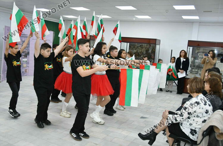 Ученици от Конуш с патриотичен спектакъл за 3 март в хасковския музей