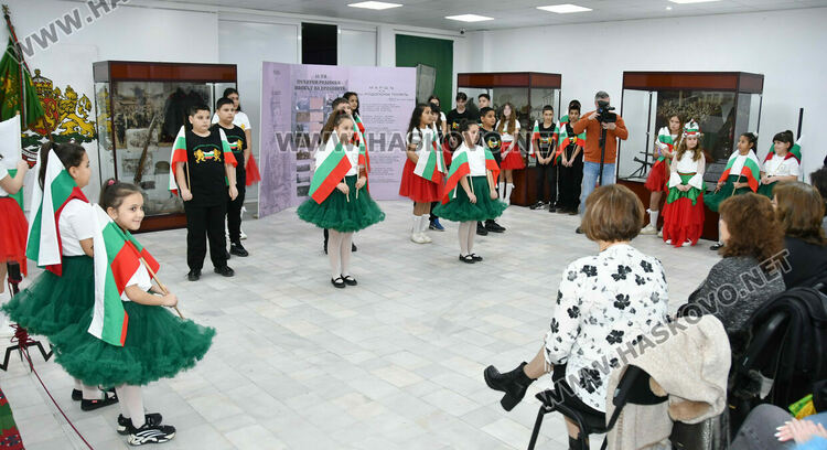 Ученици от Конуш с патриотичен спектакъл за 3 март в хасковския музей