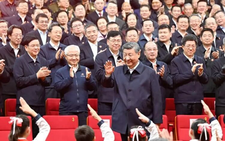 Си Дзинпин направи поредна чистка, точно преди Националния народен конгрес