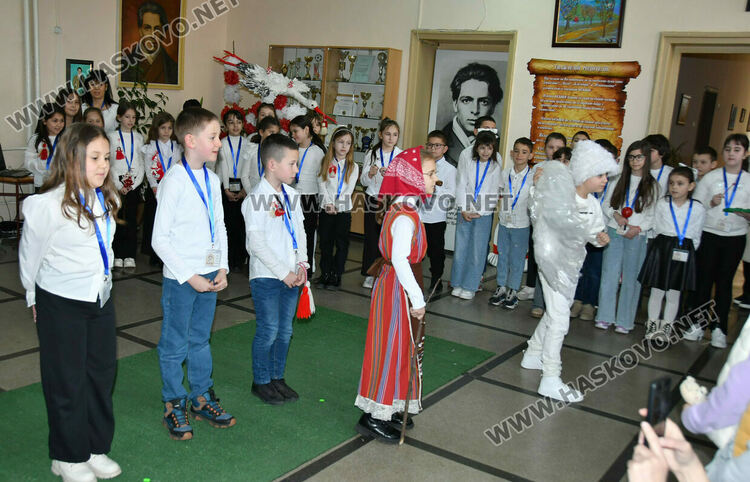 Класика, традиции и емоция в отбелязването на Баба Марта в ОУ &bdquo;Христо Смирненски&ldquo;