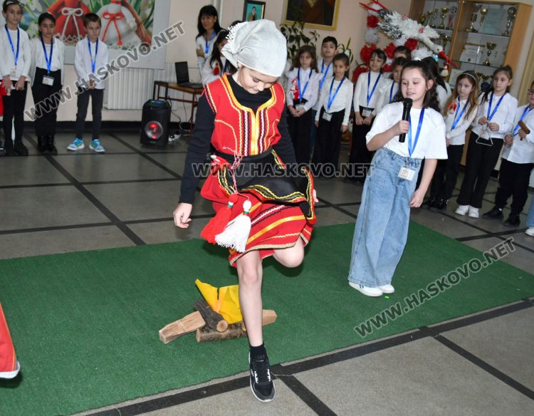 Класика, традиции и емоция в отбелязването на Баба Марта в ОУ &bdquo;Христо Смирненски&ldquo;