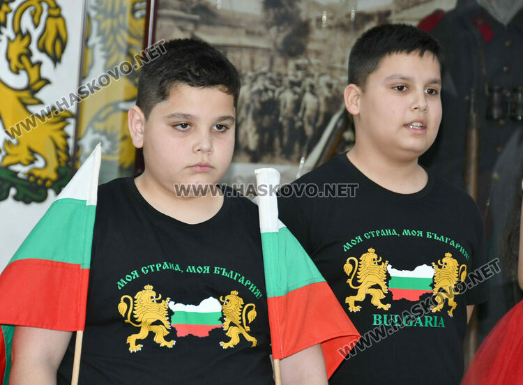 Ученици от Конуш с патриотичен спектакъл за 3 март в хасковския музей