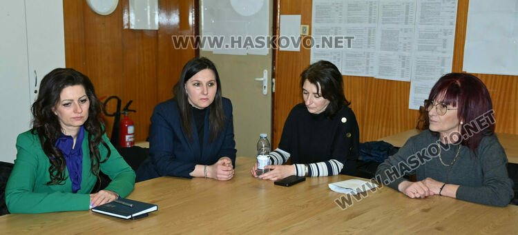 Добромир Якимов пое председателския пост в РИК-Хасково. Комисията с първо заседание