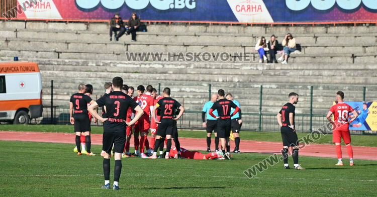 &bdquo;Атлетик&ldquo; си тръгна с пълна кошница от Хасково. Спукана гума забави мача