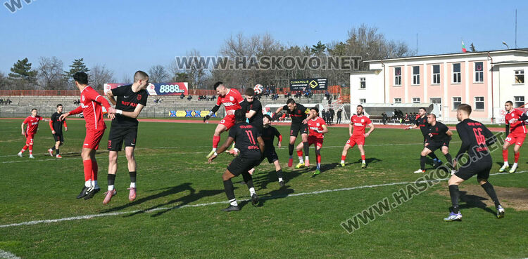 &bdquo;Атлетик&ldquo; си тръгна с пълна кошница от Хасково. Спукана гума забави мача