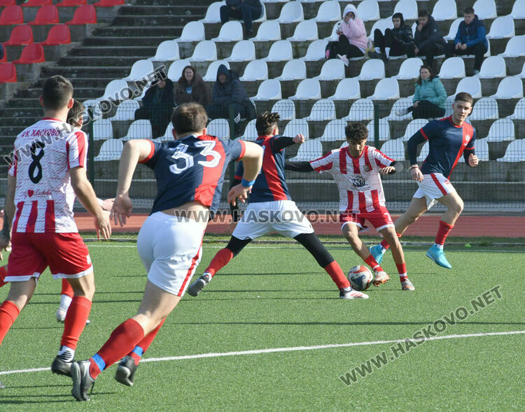 Отлично първо полувреме стигна на ОФК &bdquo;Хасково II&ldquo; срещу градски съперник 