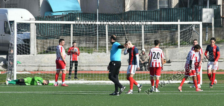 Отлично първо полувреме стигна на ОФК &bdquo;Хасково II&ldquo; срещу градски съперник 