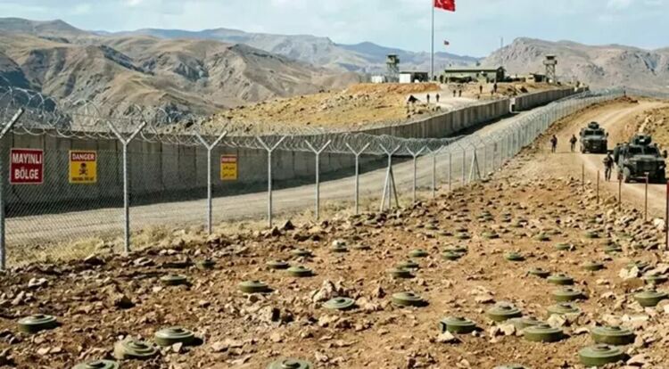 Турция затяга мерките за сигурност по границата с Иран