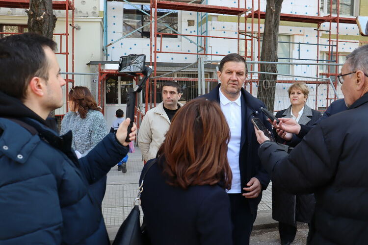 29 сгради ще бъдат санирани до края на годината в Хасково, по три вече се работи