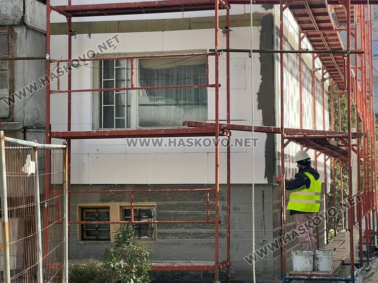 29 сгради ще бъдат санирани до края на годината в Хасково, по три вече се работи