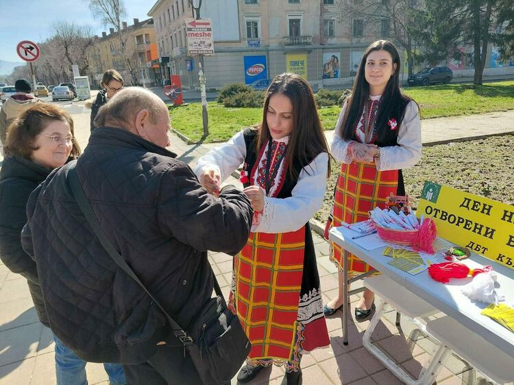 Бюрото по труда в Кърджали проведе Ден на отворените врати