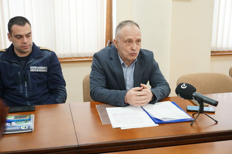 Около 100 000 патици ще бъдат умъртвени заради огнища на птичи грип