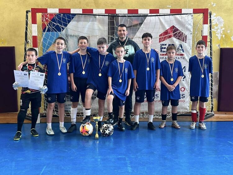 Отборът на ОУ &ldquo;Св. Иван Рилски&rdquo; спечели традиционния ученически турнир, организиран от Ротари клуб Хасково