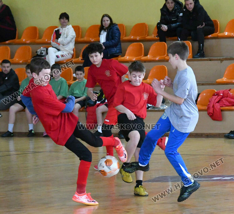 Отборът на ОУ &ldquo;Св. Иван Рилски&rdquo; спечели традиционния ученически турнир, организиран от Ротари клуб Хасково