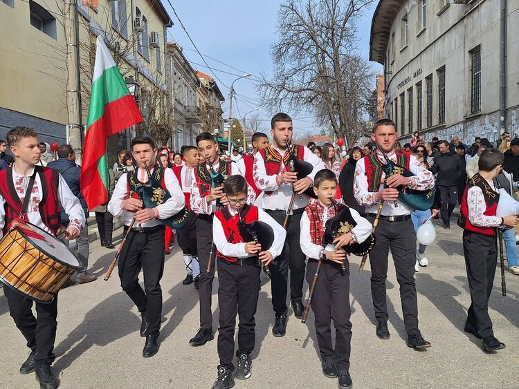 Симеоновград почете с шествие 148 години от Освобождението на България