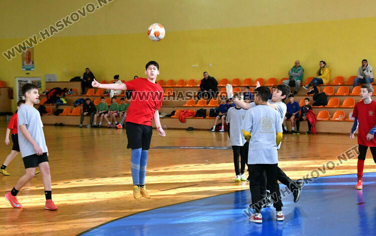 Отборът на ОУ &ldquo;Св. Иван Рилски&rdquo; спечели традиционния ученически турнир, организиран от Ротари клуб Хасково