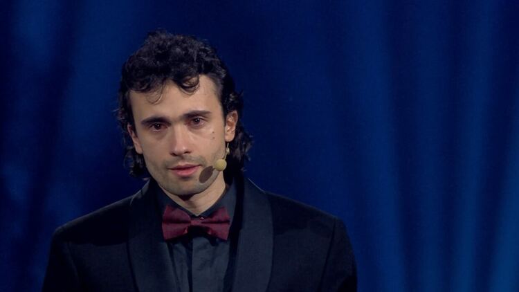 Виртуоз, свирил с Лейди Гага и Том Джоунс, идва в Хасково със спектакъла &bdquo;Валсът на розите&ldquo; на 8 март