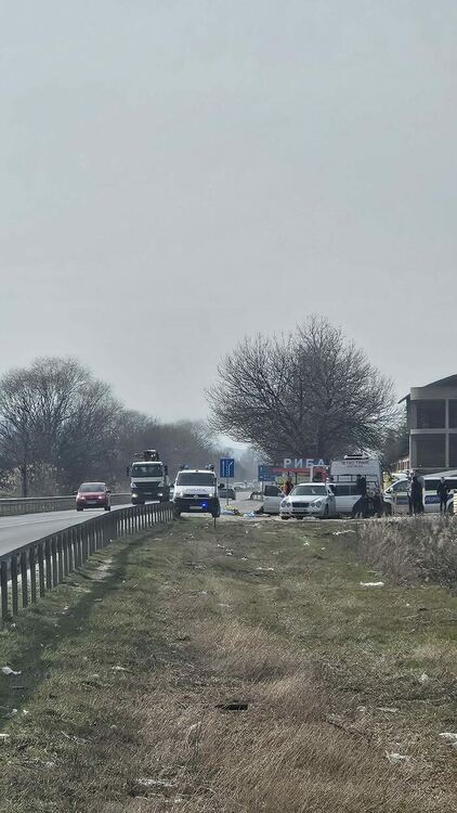 Моторист загина при пътен инцидент на околовръстния път на Пловдив 