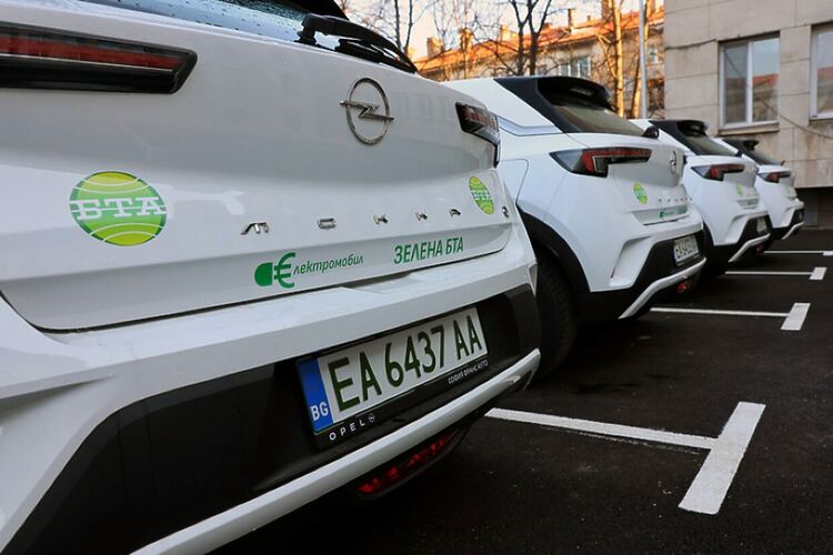 Над 60% ръст на регистрираните електроавтомобили в България