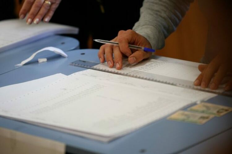 Изтича крайният срок за регистрация на формации за изборите