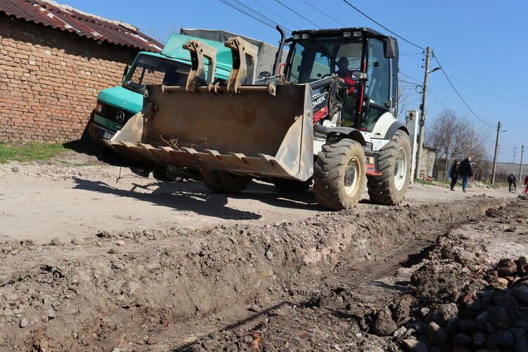 Започна подмяна на водопроводи и ремонт на 9 улици в &bdquo;Болярово&ldquo; за над 4,2 млн. лева