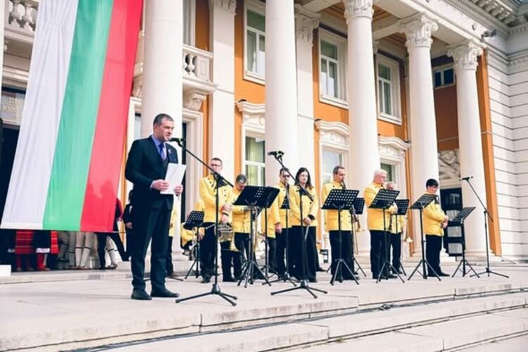 С тържествено честване Перник отбеляза националния празник на Република България - Трети март