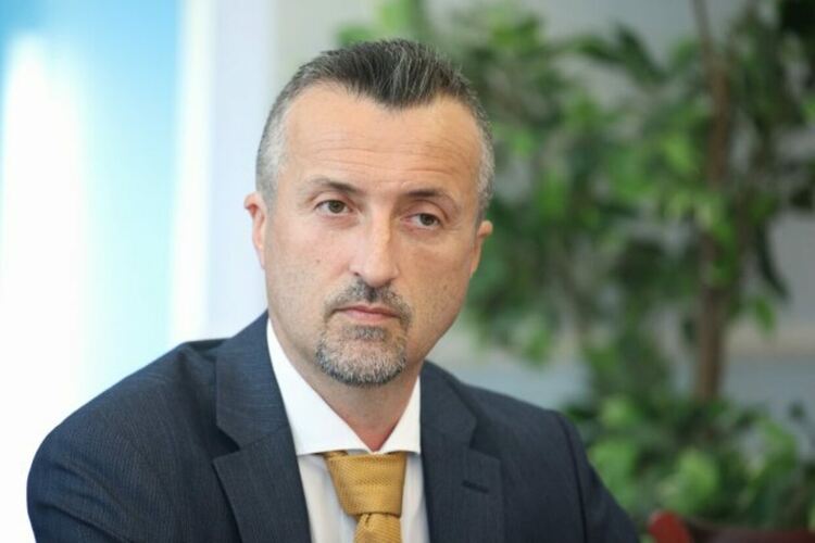 Управителят на НЗОК Петко Стефановски отчете резултатите от проверките за пациенти, които са били едновременно и в болница, и в игрална зала.